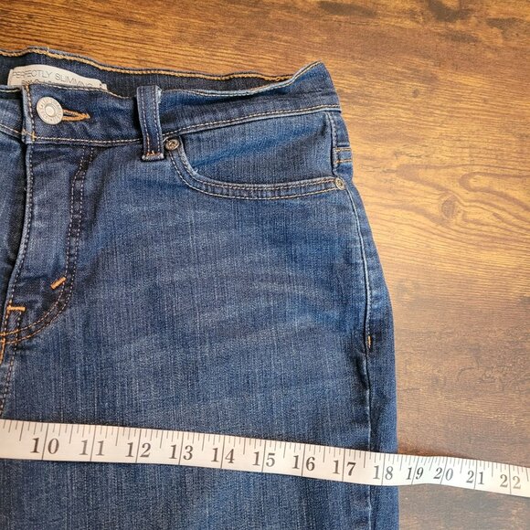 Vtg Levi's Jeans 10 S Perfectly Slimming Bootcut Tummy Control Mid Rise Y2K - Picture 8 of 12